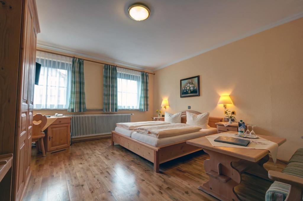 Hotel Gasthof Roessle Зенден Номер фото